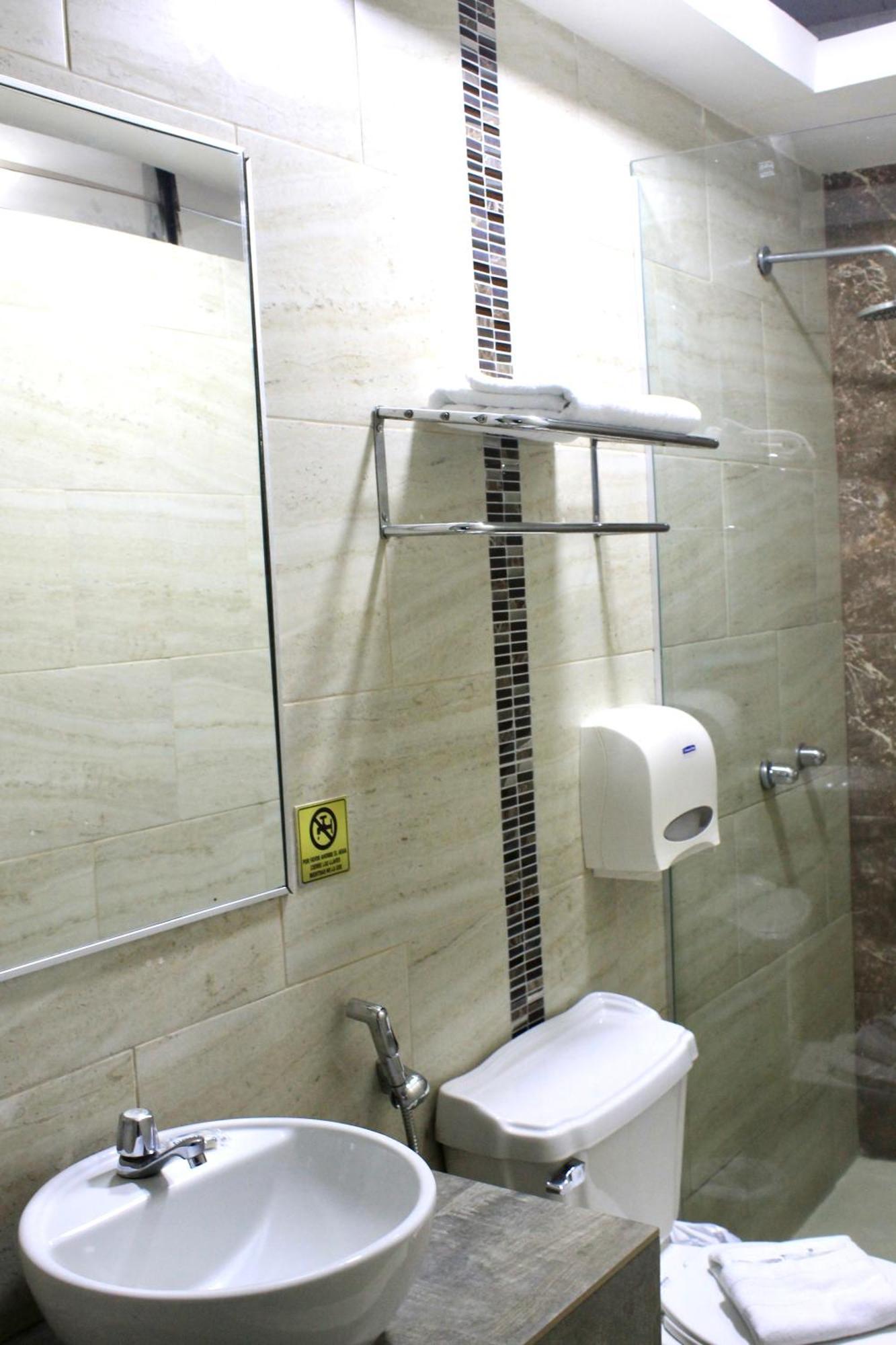 Hotel Presidente Internacional Guayaquil Bagian luar foto